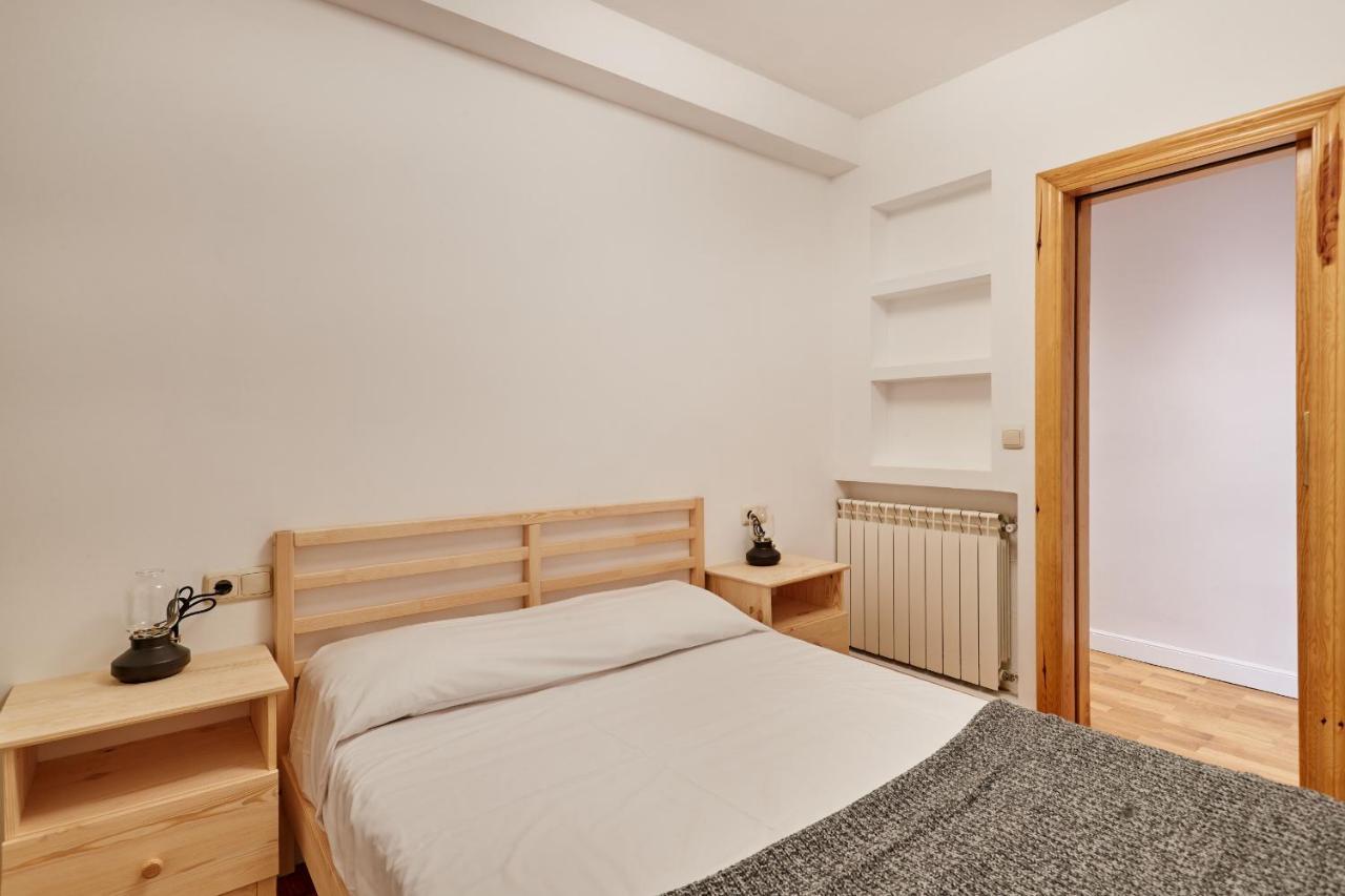 Ferienwohnung Tuapartamento Centro Estafeta Deluxe Pamplona Exterior foto